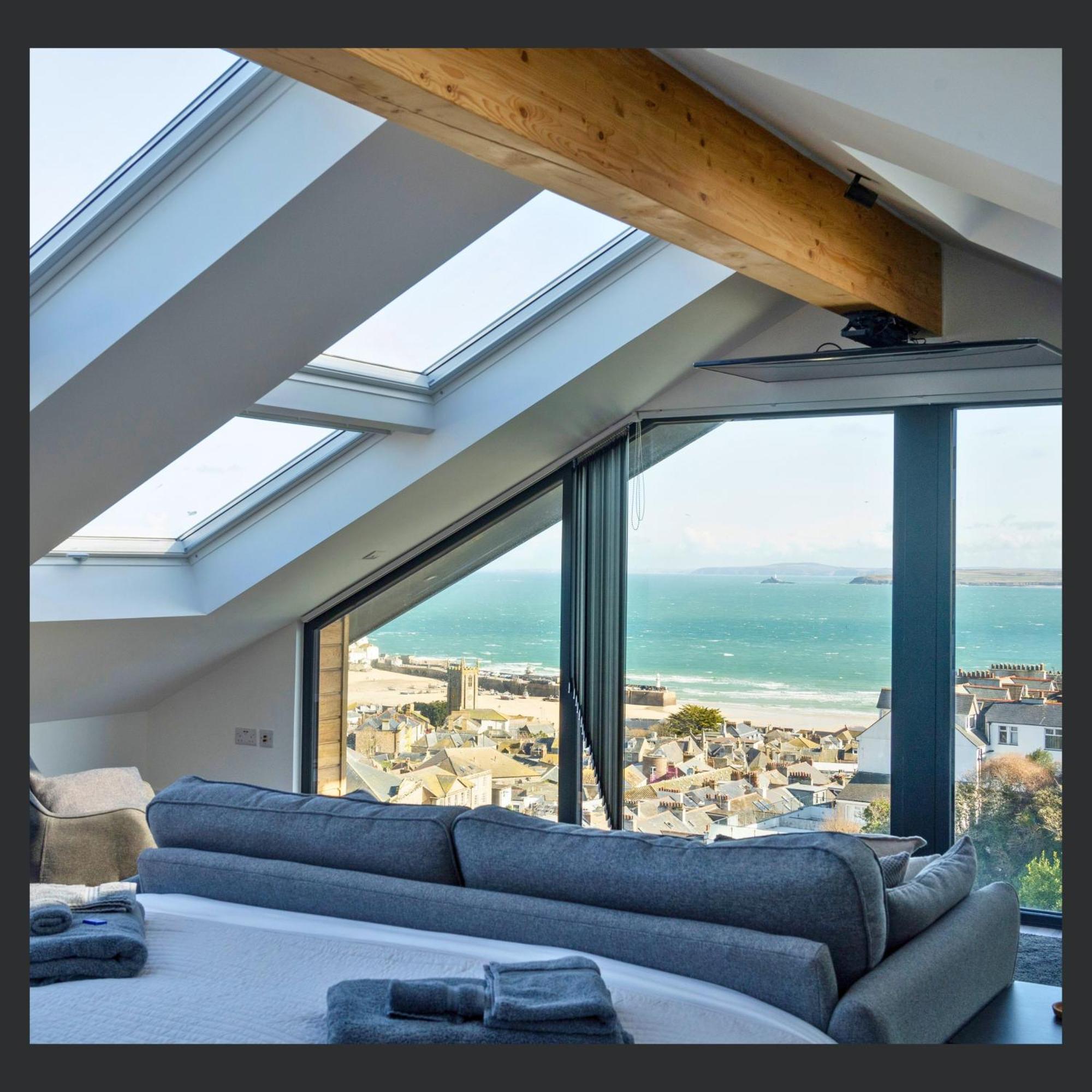 Uno St Ives - Luxury Serviced Accommodation Экстерьер фото