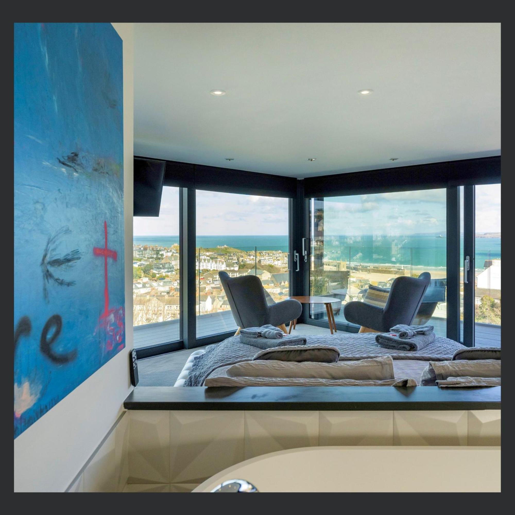 Uno St Ives - Luxury Serviced Accommodation Экстерьер фото