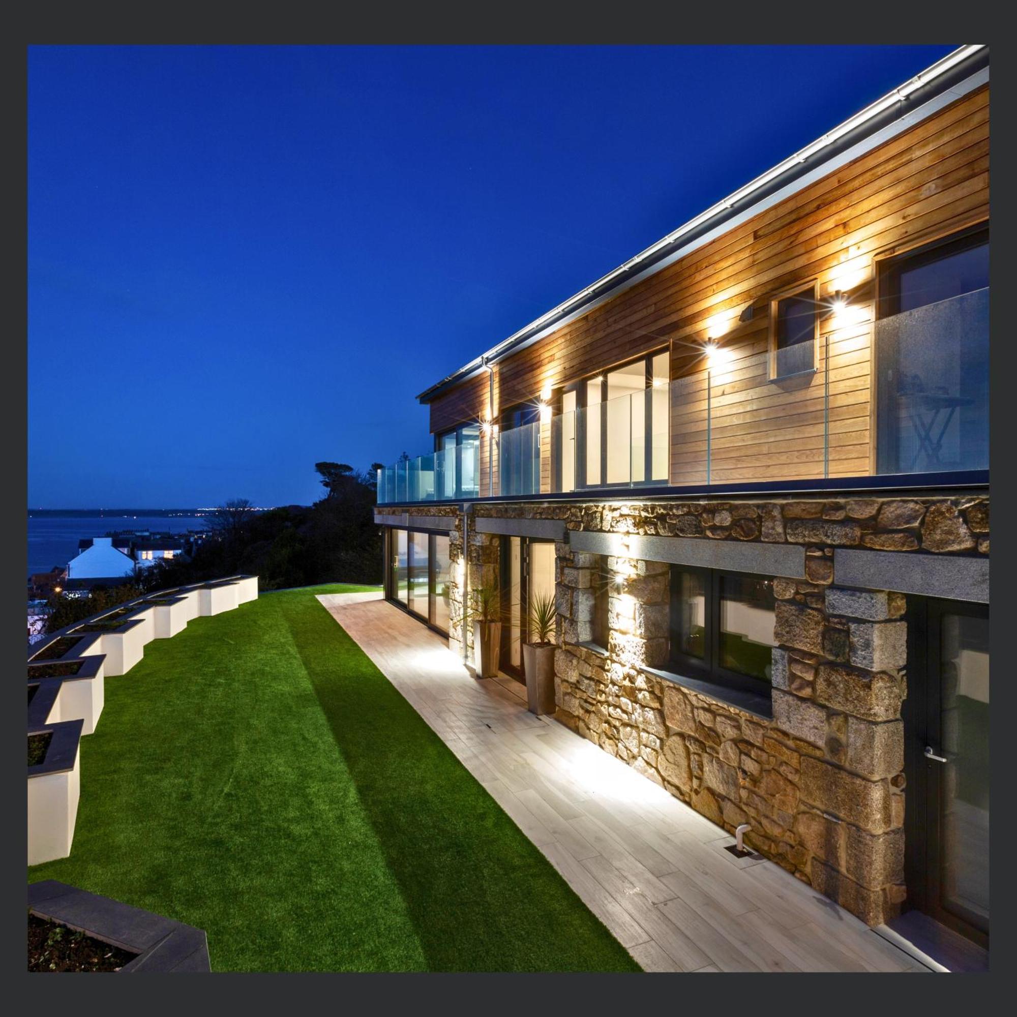 Uno St Ives - Luxury Serviced Accommodation Экстерьер фото