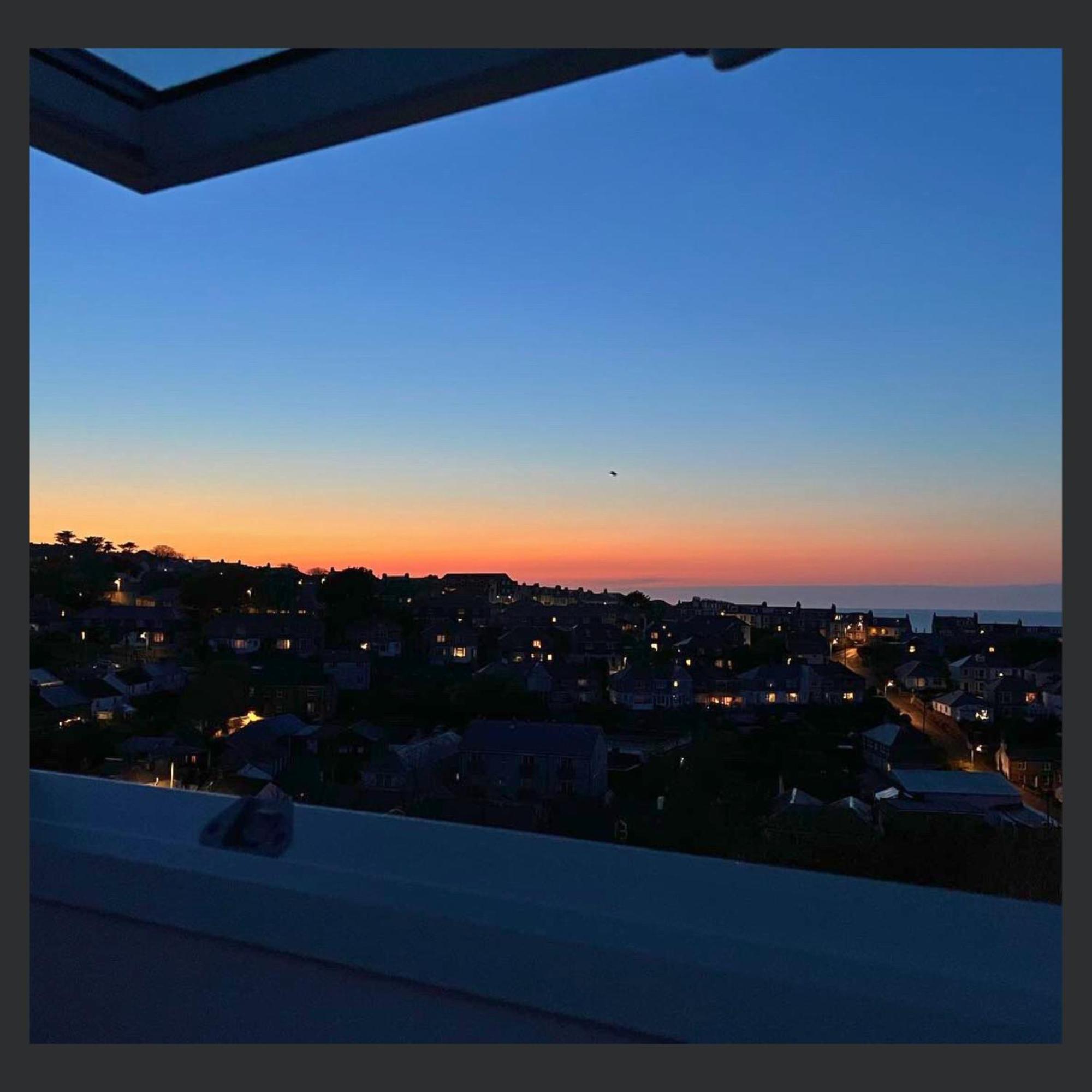 Uno St Ives - Luxury Serviced Accommodation Экстерьер фото