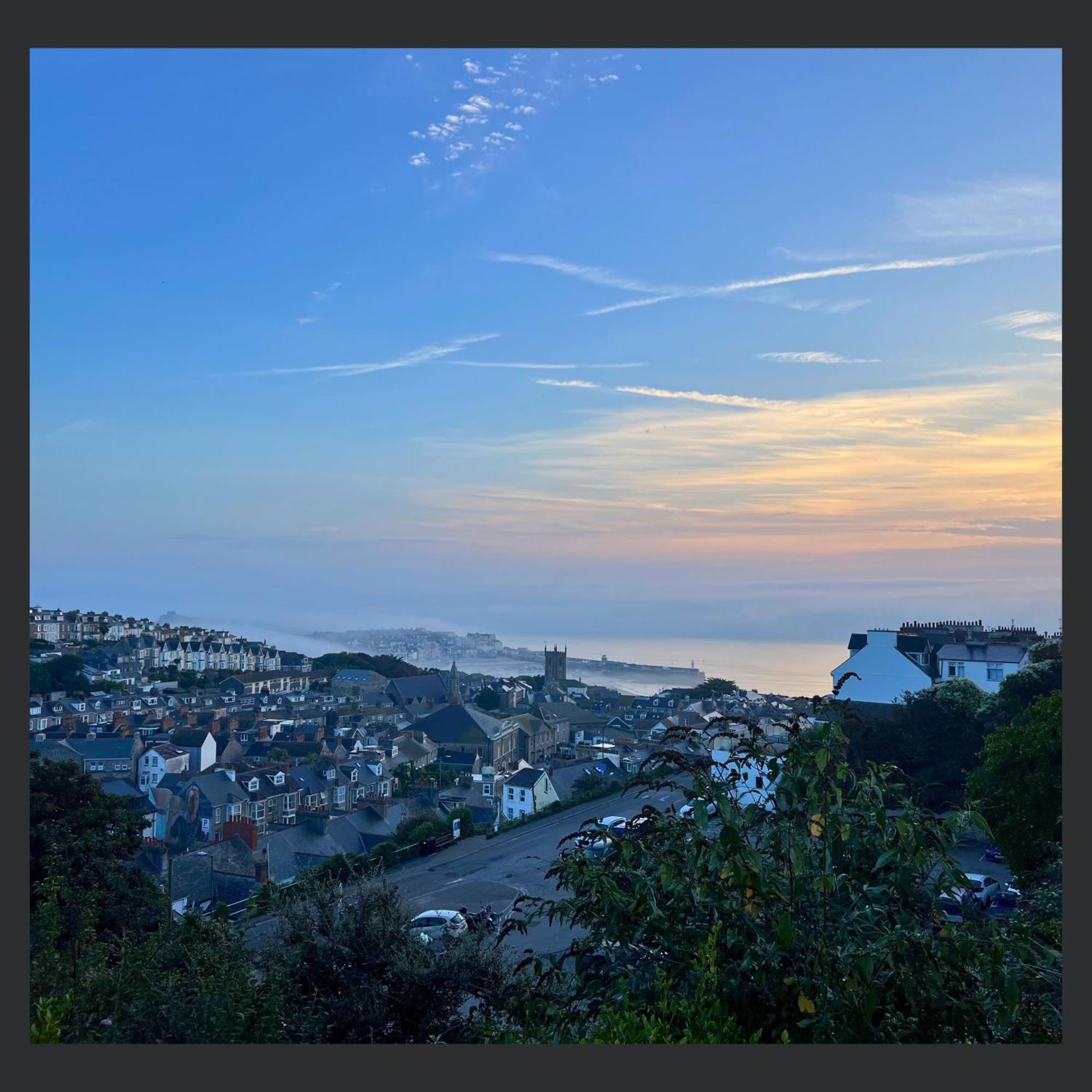 Uno St Ives - Luxury Serviced Accommodation Экстерьер фото